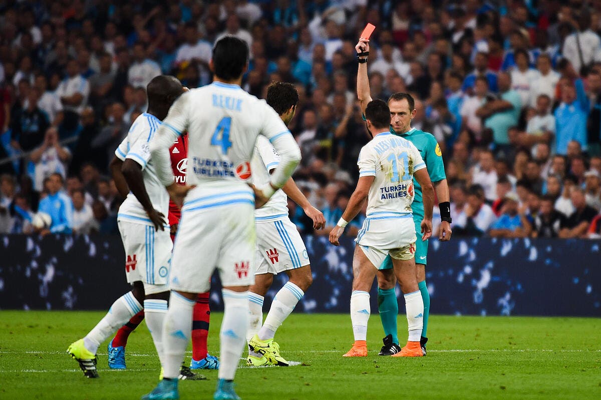 Foot OM Labrune Accuse Un Arbitrage Anti OM Et Pro OL Olympique