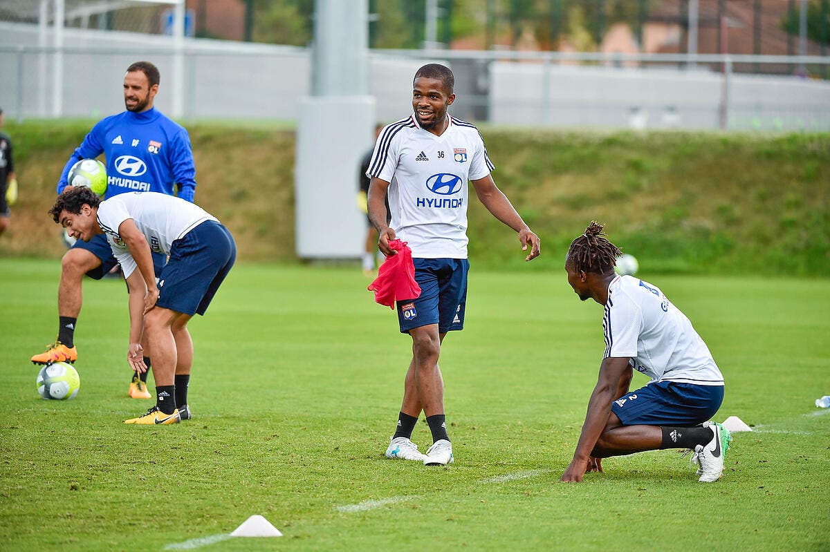 Foot OL OL Lâché par Genesio il va tenter de rebondir en L2