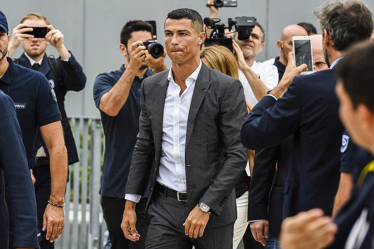 Foot Europ En Eur Cristiano Ronaldo A Plant Luefa Son Agent Crie