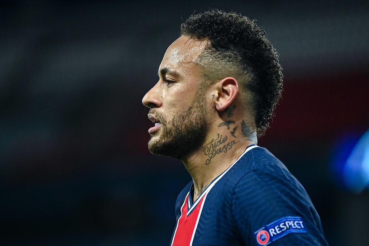 Foot Psg Psg Une Surprise Xxl Pour La Prolongation De Neymar Foot