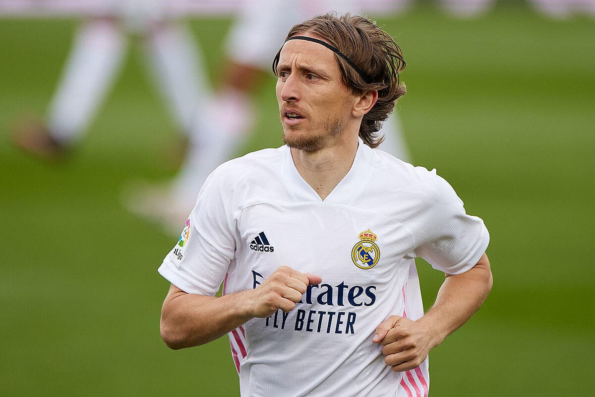 Real Madrid Luka Modric Prolonge Jusqu En 2022 Foot 01