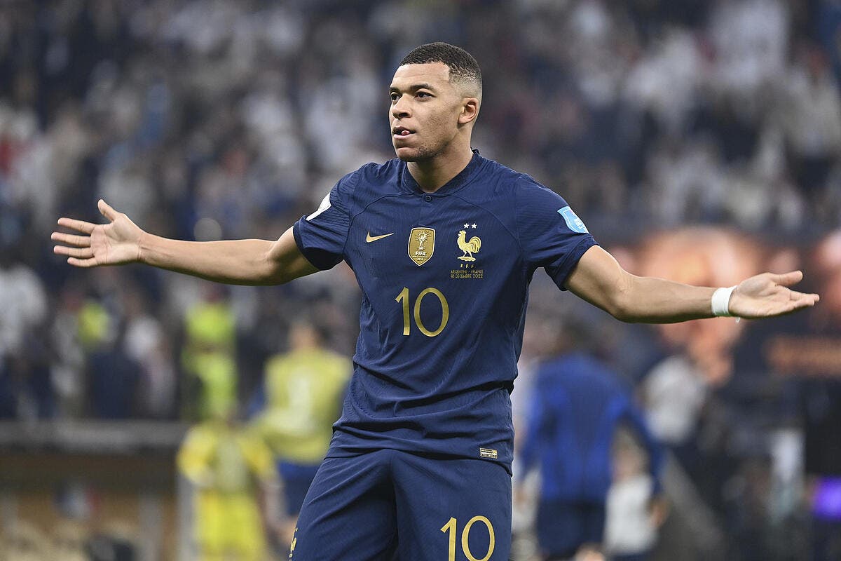 Transfert Mbappé EdF Kylian Mbappé décevant l attaque frontale