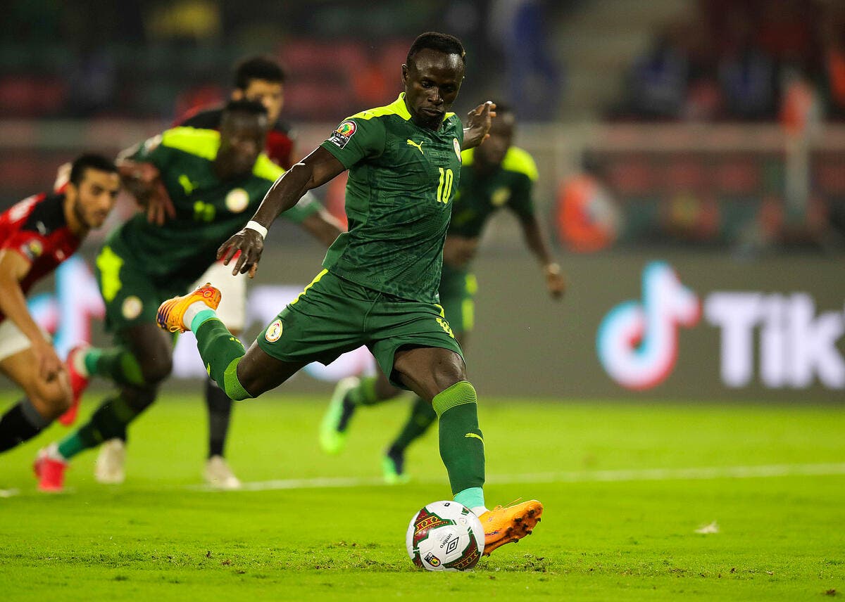 Sadio Man Offre Une Premi Re Can Au S N Gal Foot