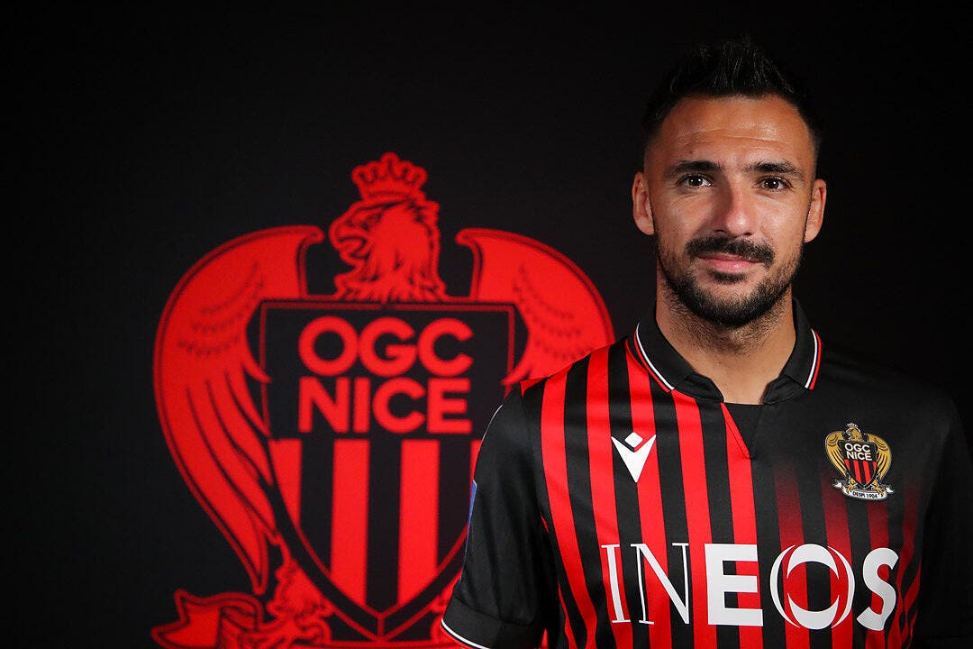 Football Nice Officiel Laborde Est Le Nouvel Attaquant De Nice