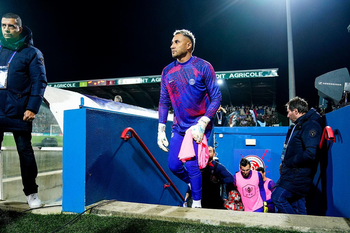 Foot PSG Excédé Keylor Navas veut filer à l anglaise du PSG Foot 01