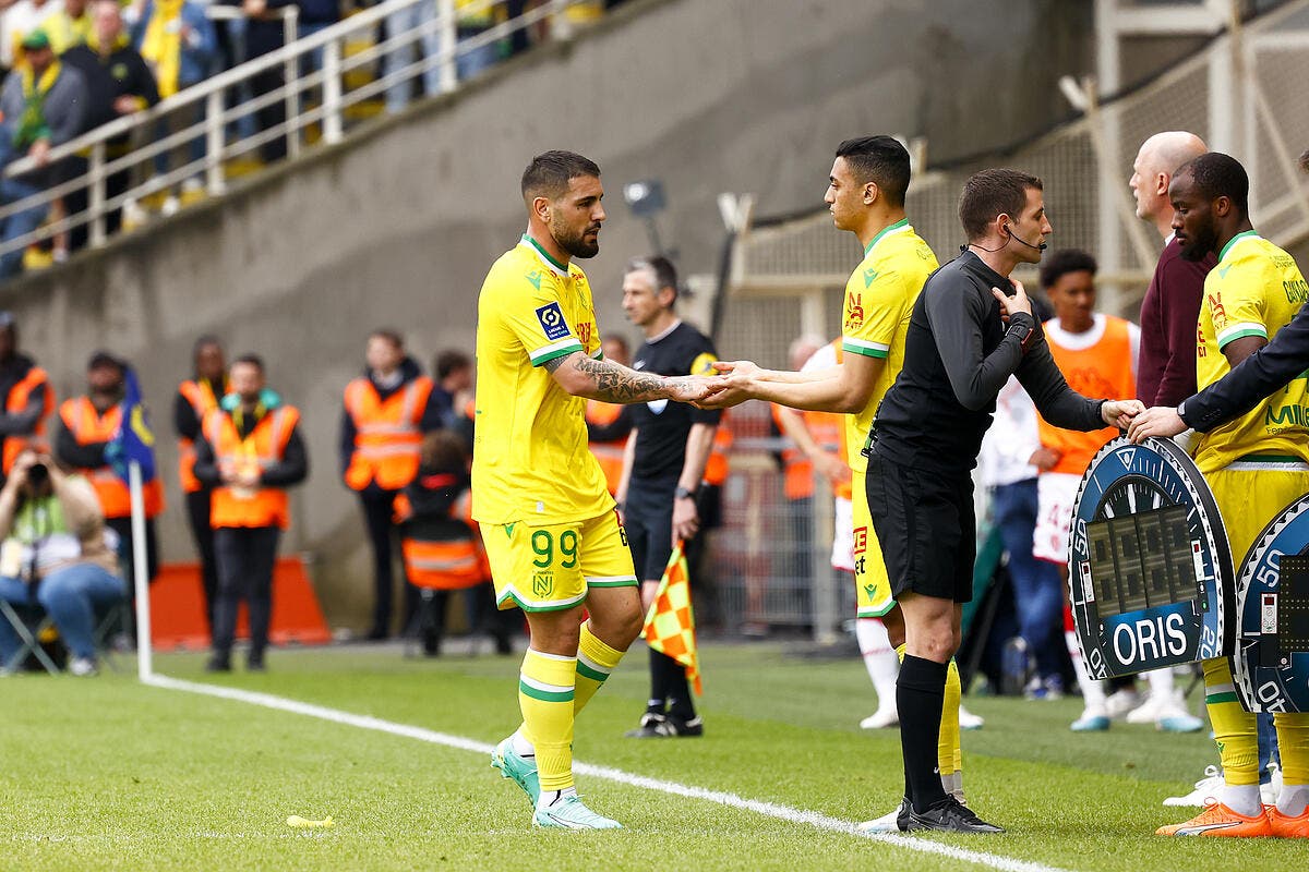 Football Montpellier Pour Montpellier Delort Ne Vaut Pas Un Centime