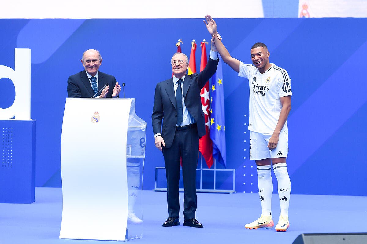 Mbappé a enfin un grand président prends ça Al Khelaïfi Foot 01