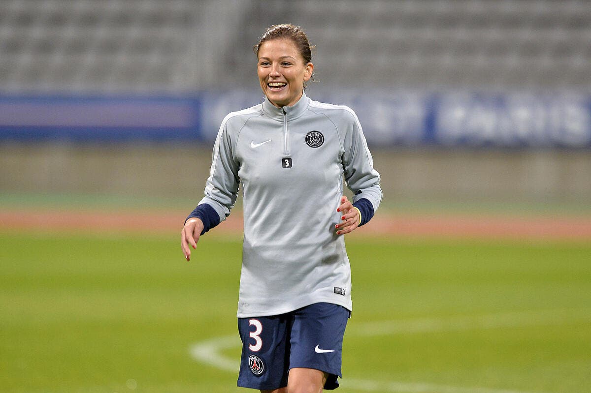 Foot PSG - Laure Boulleau échappe finalement à une sanction - Foot 01