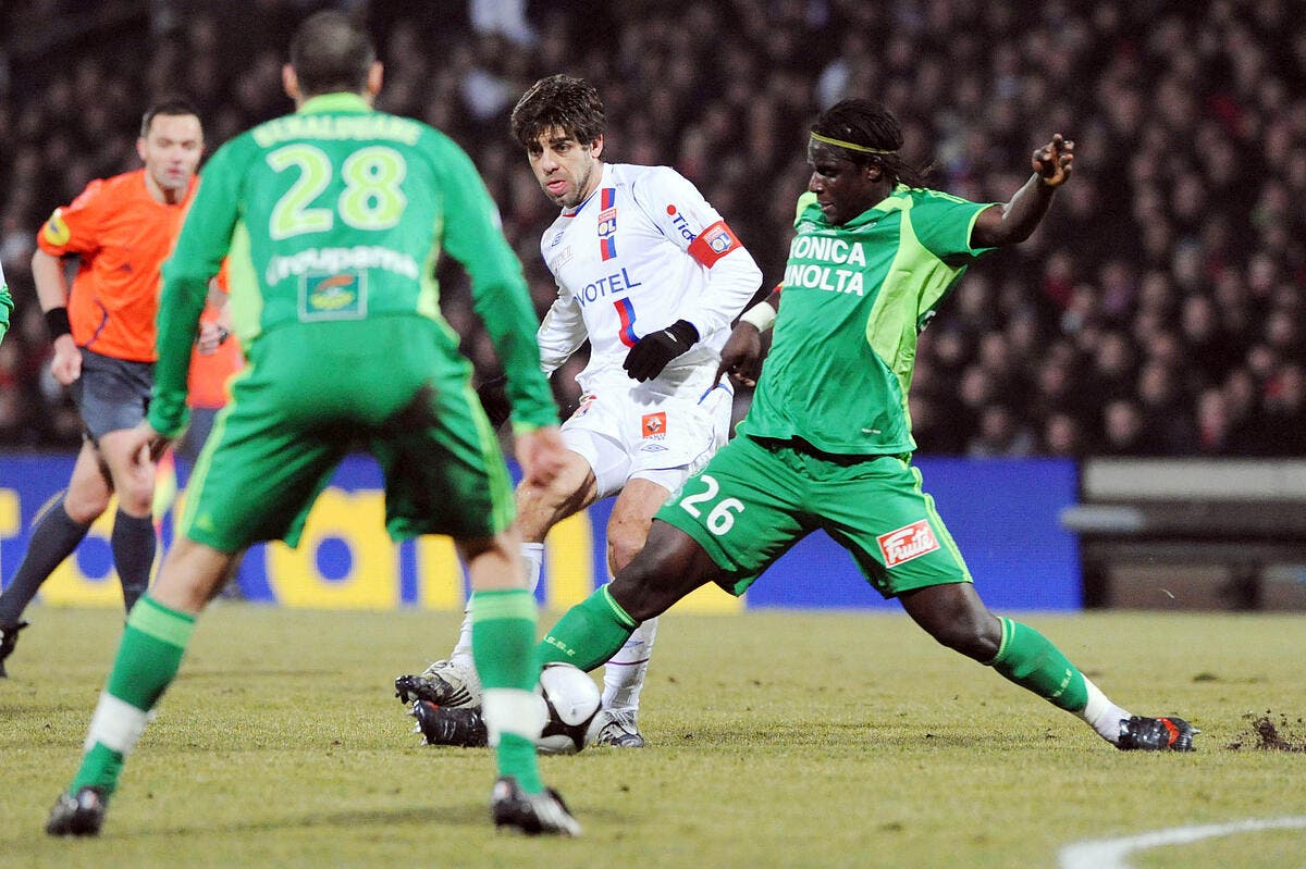 Foot OL - L'OL Joue Plus Gros Que L'ASSE Avoue Juninho - Olympique ...