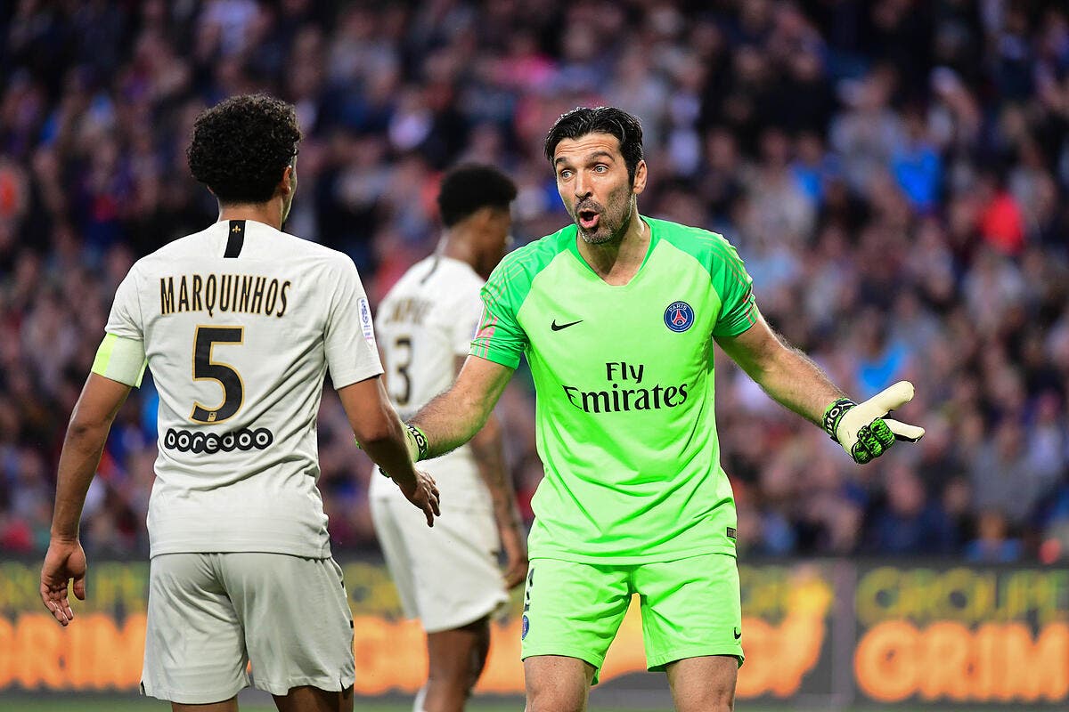 Foot PSG - Mercato : Après Le PSG, Un Incroyable Rebond Pour Buffon ...