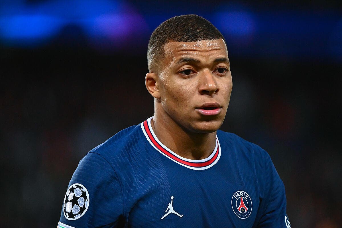 Paris offre à Mbappé 100 millions par an –