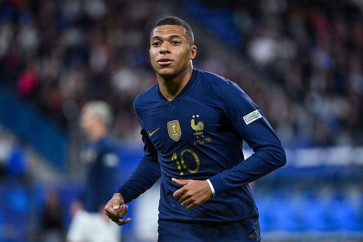 Au côté de Kilian Mbappé, un joueur amateur d'Angers s'affiche