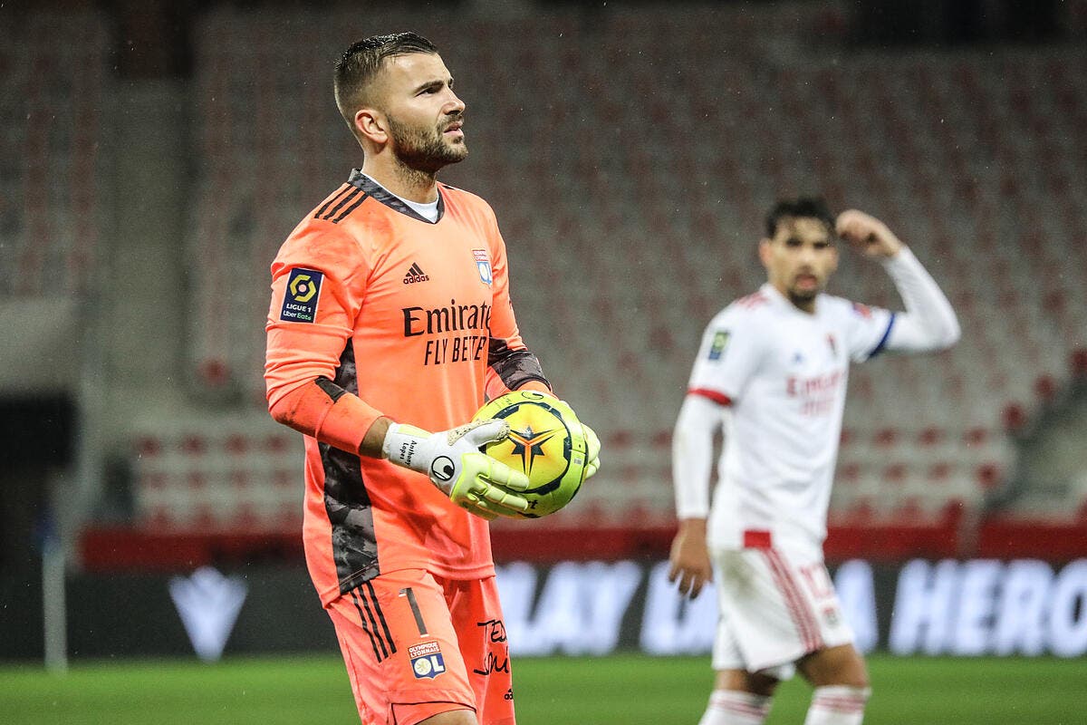 Pé OL – OL: Sem toupeira em Lyon, o vestiário foi limpo – Olympique Lyonnais