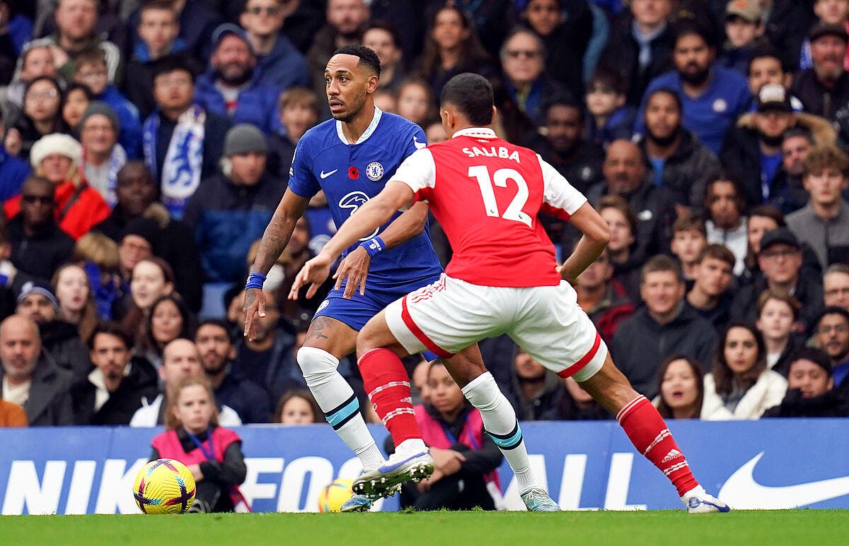 Football Angleterre - PL : Aubameyang Retrouve Arsenal Et Se Fait ...