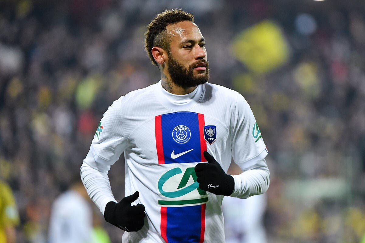 Foot Psg Neymar Est De Retour Le Psg Retient Son Souffle Foot