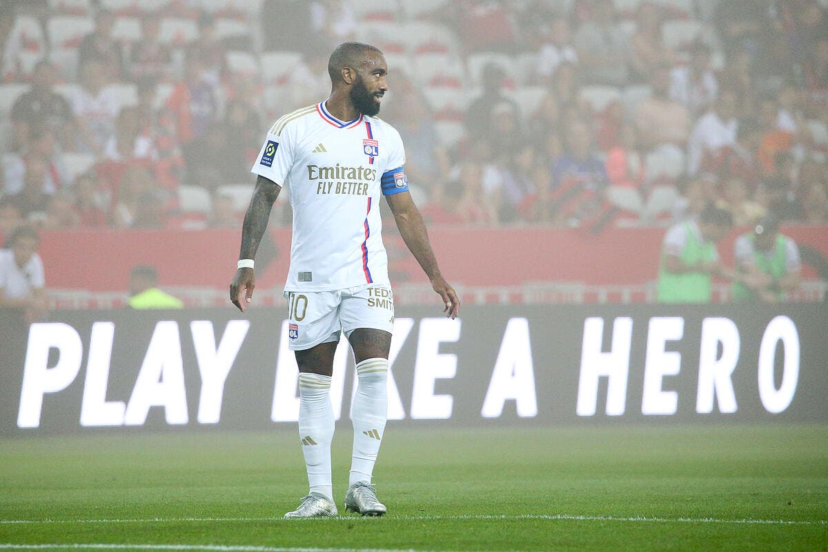 Foot Ol Ol Une Attaque Foudroyante Le Coup De Sang Sexplique Olympique Lyonnais Foot 01 