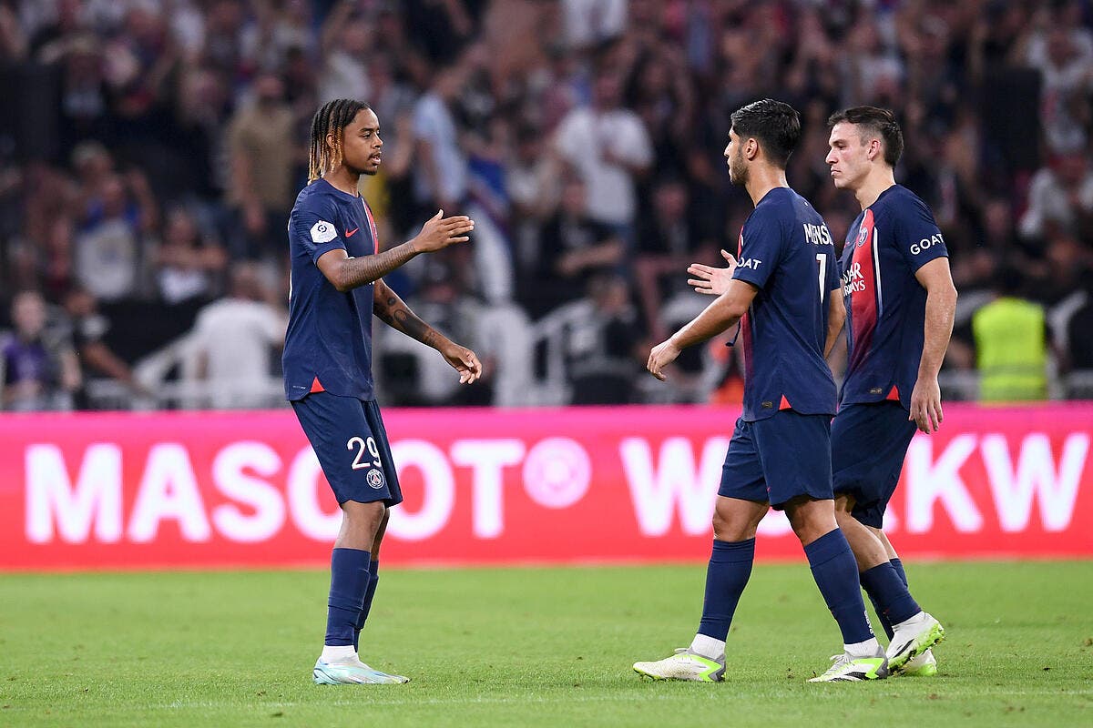 Foot Psg Paris A Peur Le Psg Prend Une Tr S Trange D Cision Foot