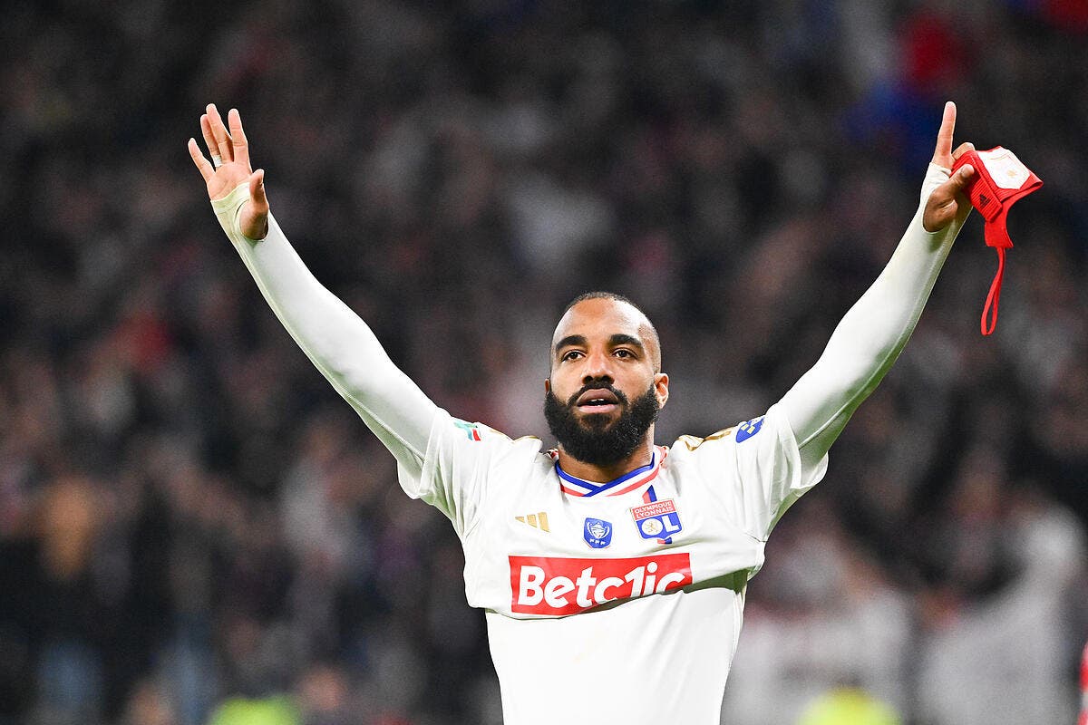 OL : Lacazette égale Pauleta, les chiffres ne mentent pas - Olympique Lyonnais thumbnail