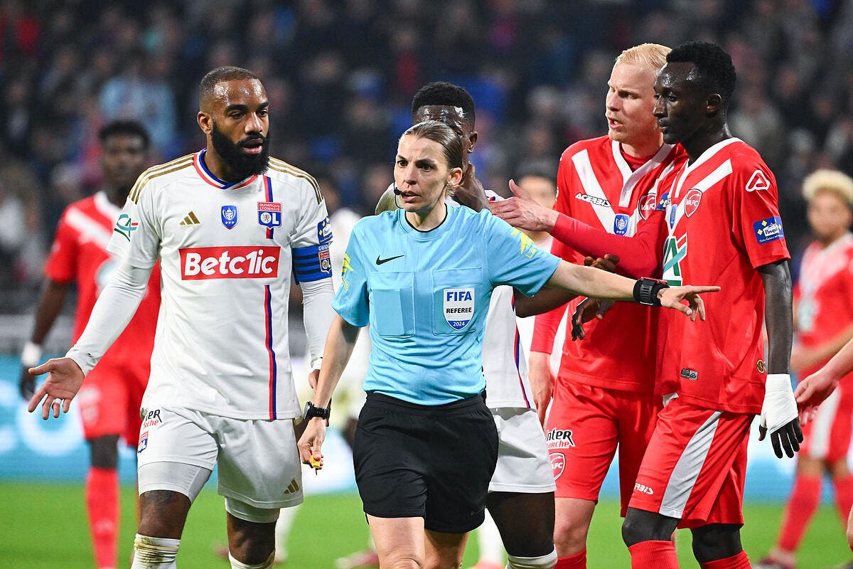 Why Stéphanie Frappart was not chosen to referee at Euro 2024 raises gender bias concerns