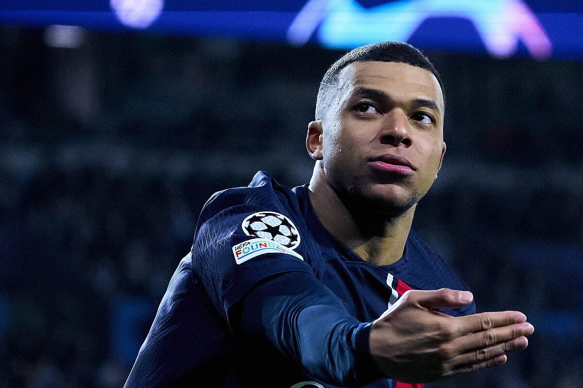 Brèves Actus: Mbappé jure fidélité au PSG jusqu'en juin thumbnail