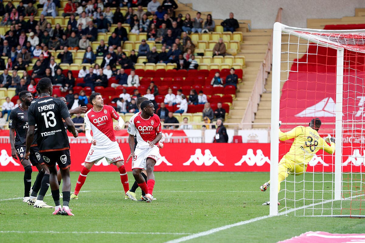 Brèves Actus Foot: L1 : Monaco bute sur Lorient et fait les affaires de Brest thumbnail