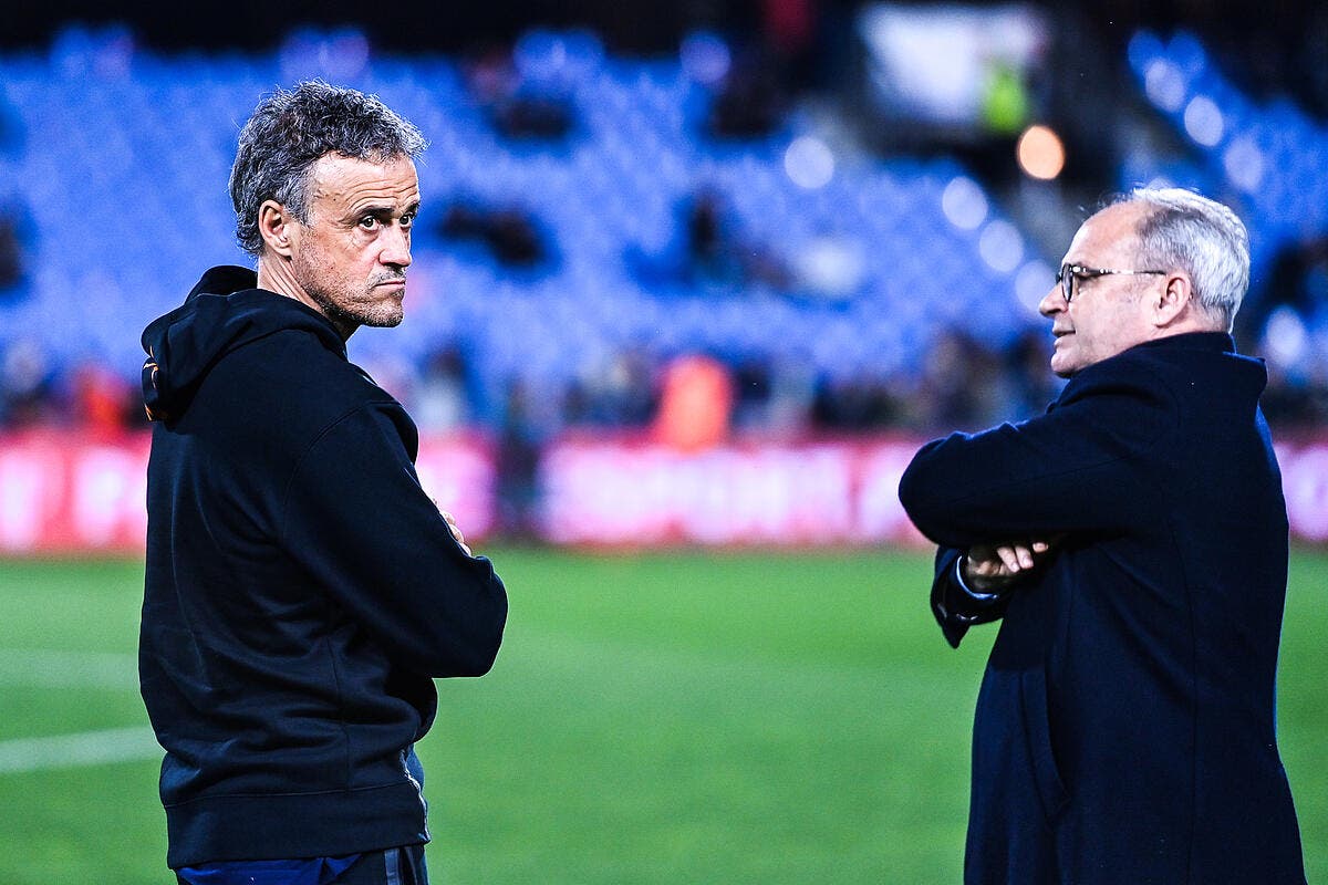 Psg Luis Campos Vir Luis Enrique Prolong Foot