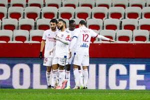 L'OL cartonne Nice et prend la tête de la Ligue 1 !