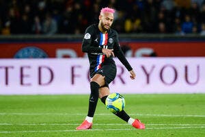 PSG : Stars isolées et 0 portable, sympa la fête de Neymar