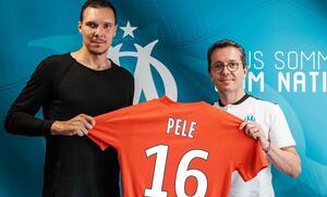 Officiel : Yohann Pelé prolonge une saison à l'OM !