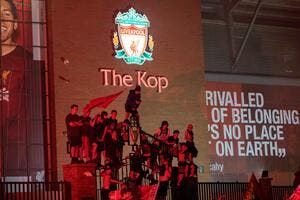 Ang : Des supporters trop fêtards, Liverpool privé d'Anfield ?