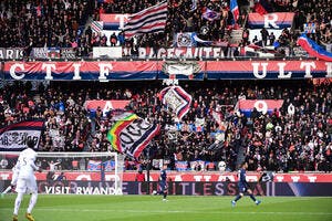 PSG : Les Ultras veulent défoncer le Mur Jaune