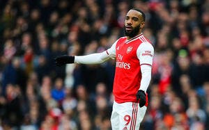 Mercato : Coup de tonnerre, Arsenal lâche Lacazette