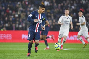 PSG : Thiago Silva trop vieux, l'AC Milan ferme la porte