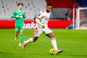 OL : Houllier retient très mollement Memphis Depay