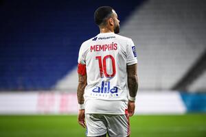 OL : Depay ou Lacazette, la Juventus a le choix