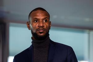 Sa femme Hayet demande le divorce, Eric Abidal effondré