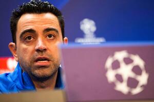 Esp : Xavi sauve Dembélé au Barça