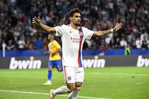 Lucas Paqueta, Lyon joue à 12 !