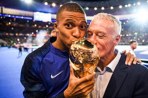 Deschamps et Mbappé, l'équipe de France craque