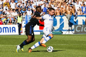 Au courage, Auxerre surprend Strasbourg