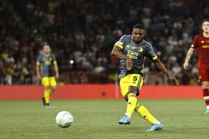 Tyrell Malacia à l'OL, Manchester United met le bazar