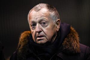 OL : Aulas craque et menace des supporters en furie