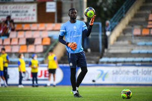 L'OM ne le fait pas jouer, il bouillonne