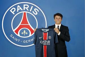 Le PSG officialise (enfin) la signature de Joao Neves jusqu'en 2029