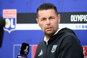 OL : Pierre Sage menacé, des supporters s'énervent