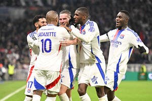 L1 : L'OL étrille Nice, Lacazette voit triple