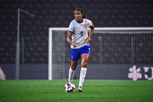 Les Antilles abandonnées, Wendie Renard écoeurée