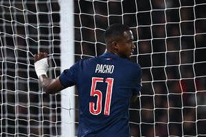 Le PSG libère Pacho avant le match à Angers