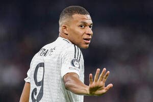 Mbappé reçoit une déclaration d'amour en plein anniversaire