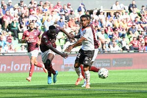 Real, Barça, ce joueur de Ligue 2 affole l'Europe